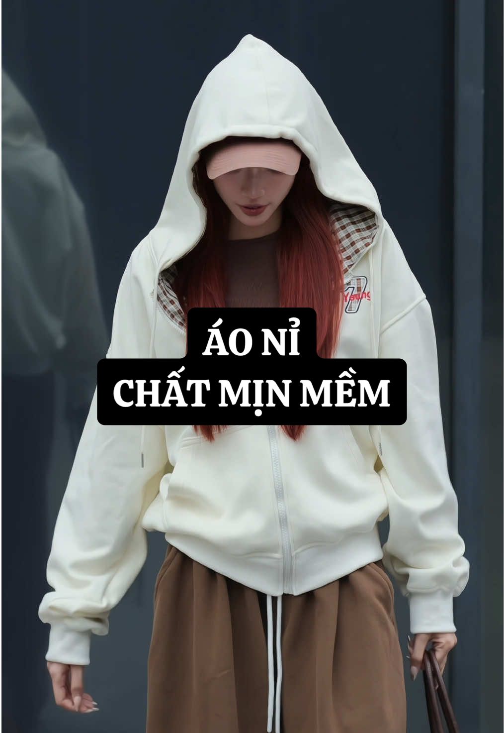 Tậu được em áo nỉ nhà Bycamcam có cái chất phụ nữ rất iu nha #thoitrang #aoni #hoodie #thuchamchi #OOTD 