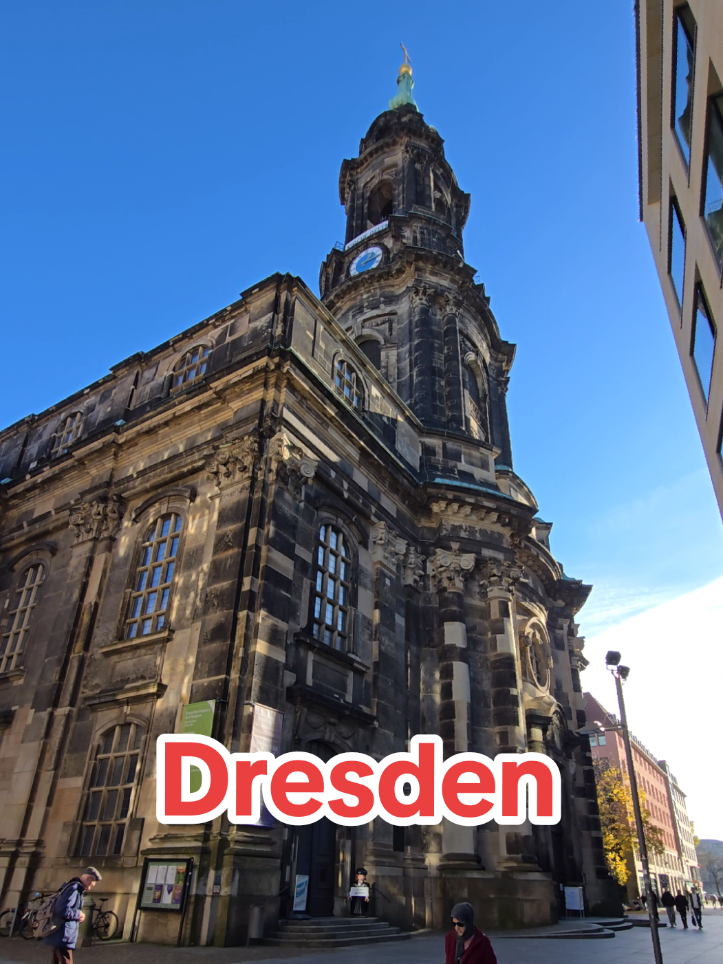 ✨ Dresden — eine Stadt, die man einfach lieben muss! 🏰 Jede Ecke ist wie ein Gemälde 🎨, die Elbe glitzert in der Sonne 🌅, und abends wird die Stadt zu einem Märchen 💫 Spazier einfach an der Elbe entlang — Dresden erzählt dir selbst seine Geschichte ❤️ #Dresden #Reiselust #Deutschland #Stadtliebe #creatorsearchinsights 