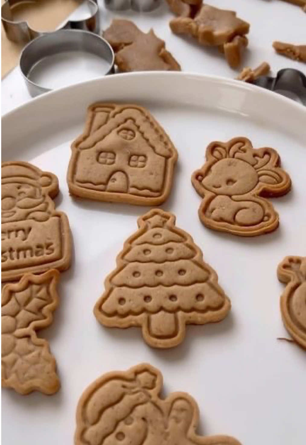 Crie momentos inesquecíveis com sua família. 🎄🎅❤️ #natal #biscoitonatalino #tiktokshopping #gingerbread #tiktokshop 