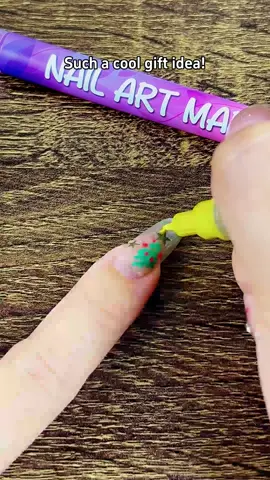 Such a cool gift! Nail Art for beginners #t iktokmademebuyit#giftidea #nail