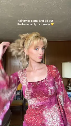 thank you sm for 200k😭🫶🏻 #bananaclip #80s #hairstyle #fyp 