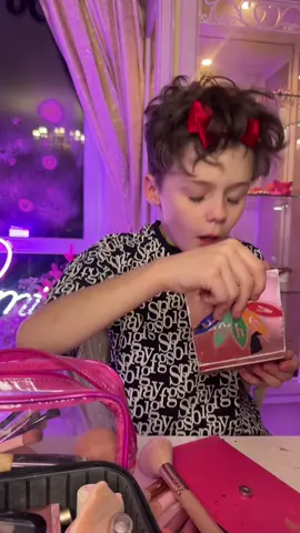 Породия на @ИНАЯ KITi🌸 