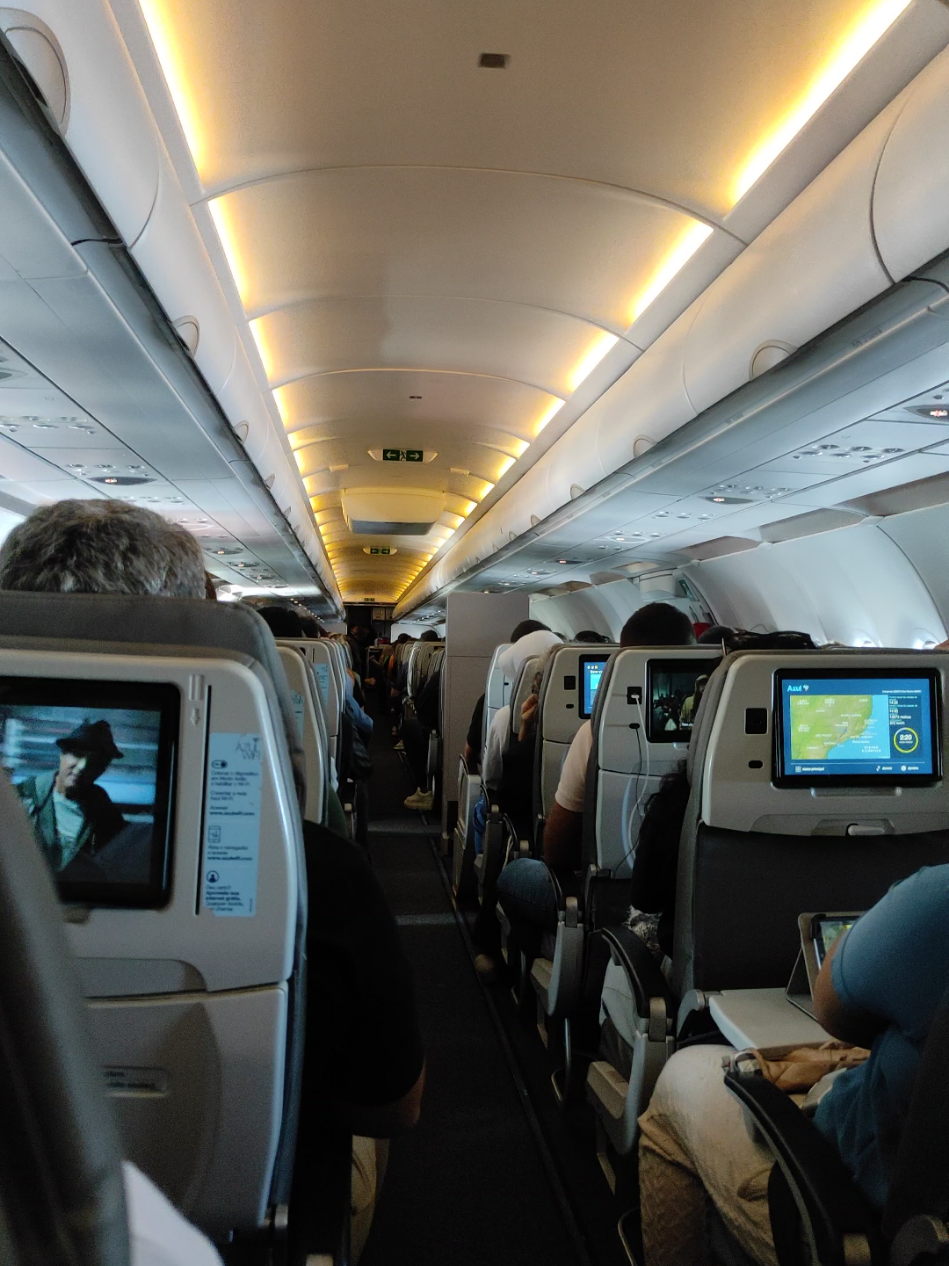 Que assim seja 🙏🏼✈️😅#foryou #fypシ゚ #aviao 