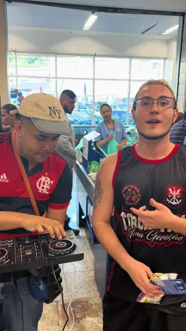 Ao vivo no Mercado @PUTERRIER 