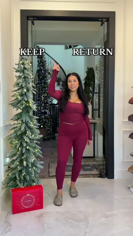 On my L T K!! @aerie postpartum try on haul! Keep or return  #postpartum #tryonhaul #fallfashion #leggings #fyp 