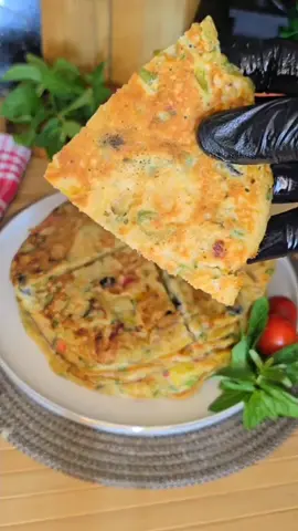 بدون عجن ولا فرن فطاير المقلاية السريعة 😍اقتصادية وسهلة وسريعة 👌والطعم روعة 🥰 فطاير المقلاية    #fypシ  #explorepage  #اكسبلور  #trending   