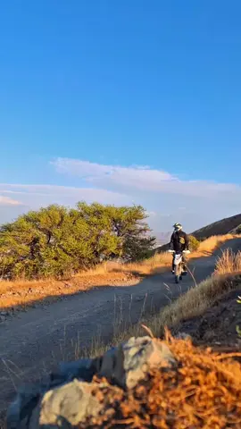 ⚠️Gajes del oficio☠️ La pendiente estaba muy pronunciada🥵 #fpy #offroad #nk150 #moto #biker 