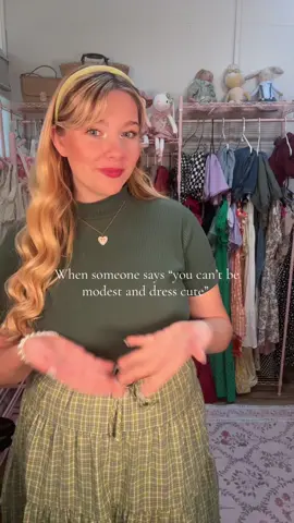 I love dressing modest and always still feel so cute 😘 I love finding clothes that glorify God but still look super fashionable #modestfashion #modestoutfits #christiangirl #christianfashion #christianootd 