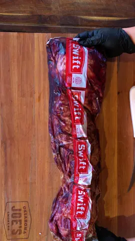 How to Trim a Beef Tenderloin | Step-by-Step Guide from Oklahoma Joe’s Trimming a beef tenderloin doesn’t have to be complicated — especially when you’ve got the right guide.  @Boujeetexasbbq is showing exactly how to trim a beef tenderloin step-by-step with Oklahoma Joe’s. Perfect cuts, every time.