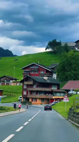 #سويسرا🇨🇭 #بلجيكا🇧🇪_بروكسيل_المانيا_فرنسا_هولندا  شوية فرة ناخذ بالباص 