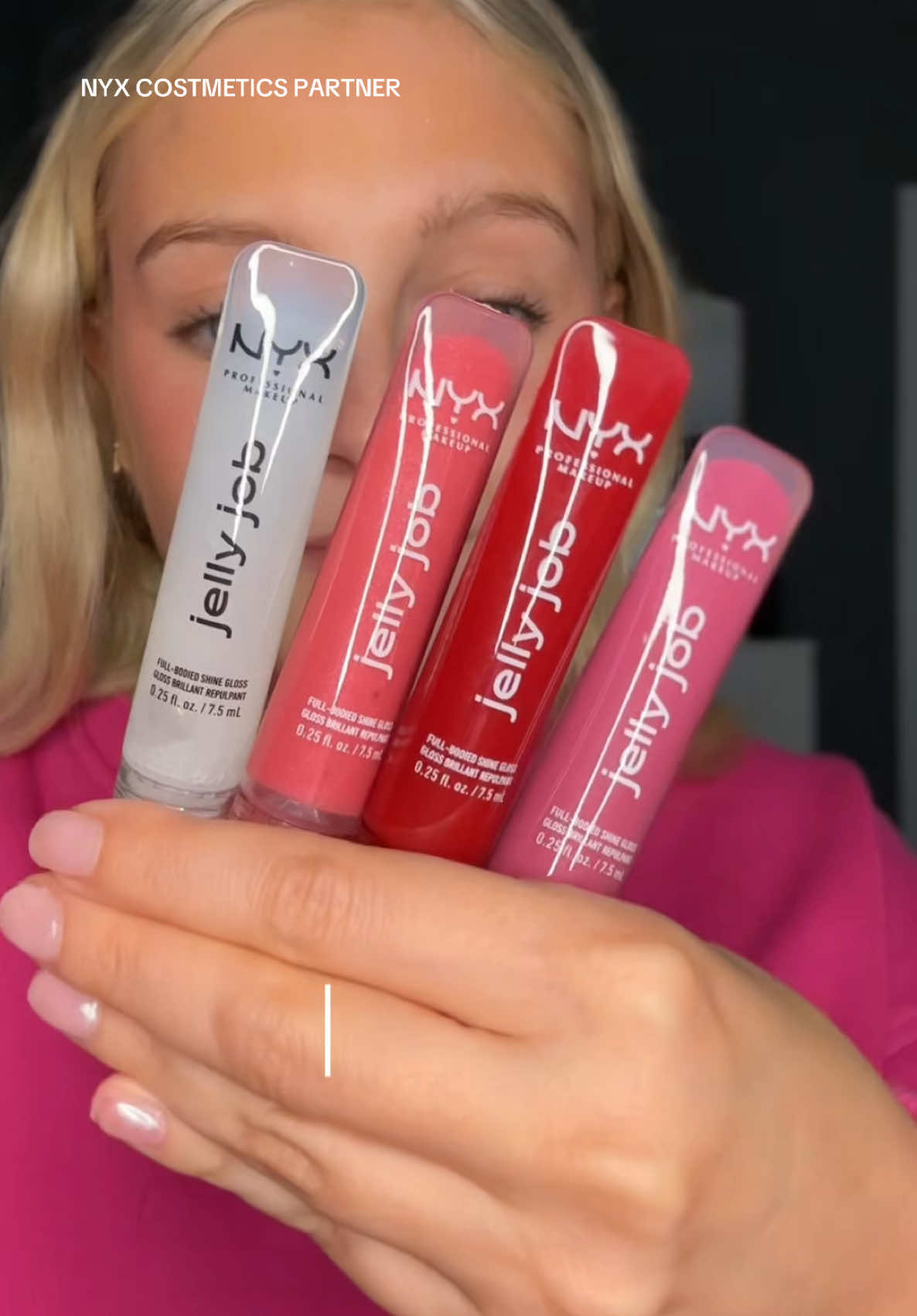 MEET Jelly Job ✨💞 $12 jelly gloss!! Crazy enough it’s made in Korea and you can tell!!! full bodied gloss to make your lips look SO SMOOTH!! And I am loving the spatula applicator to glide on #nyxcosmeticspartner @NYX Professional Makeup #lipgloss #lippie #SelfCare 