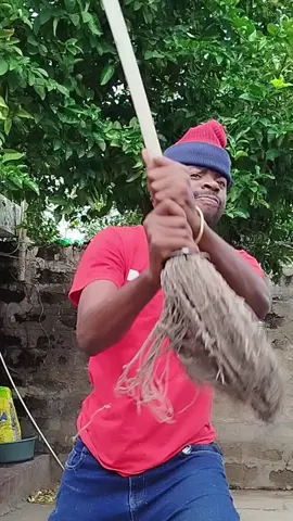 @HABIBI 🇲🇿🇱🇧♥️ 