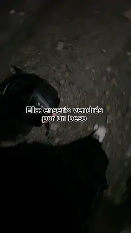 Por un beso 😽 #fyp #tiktok #lovebiker 