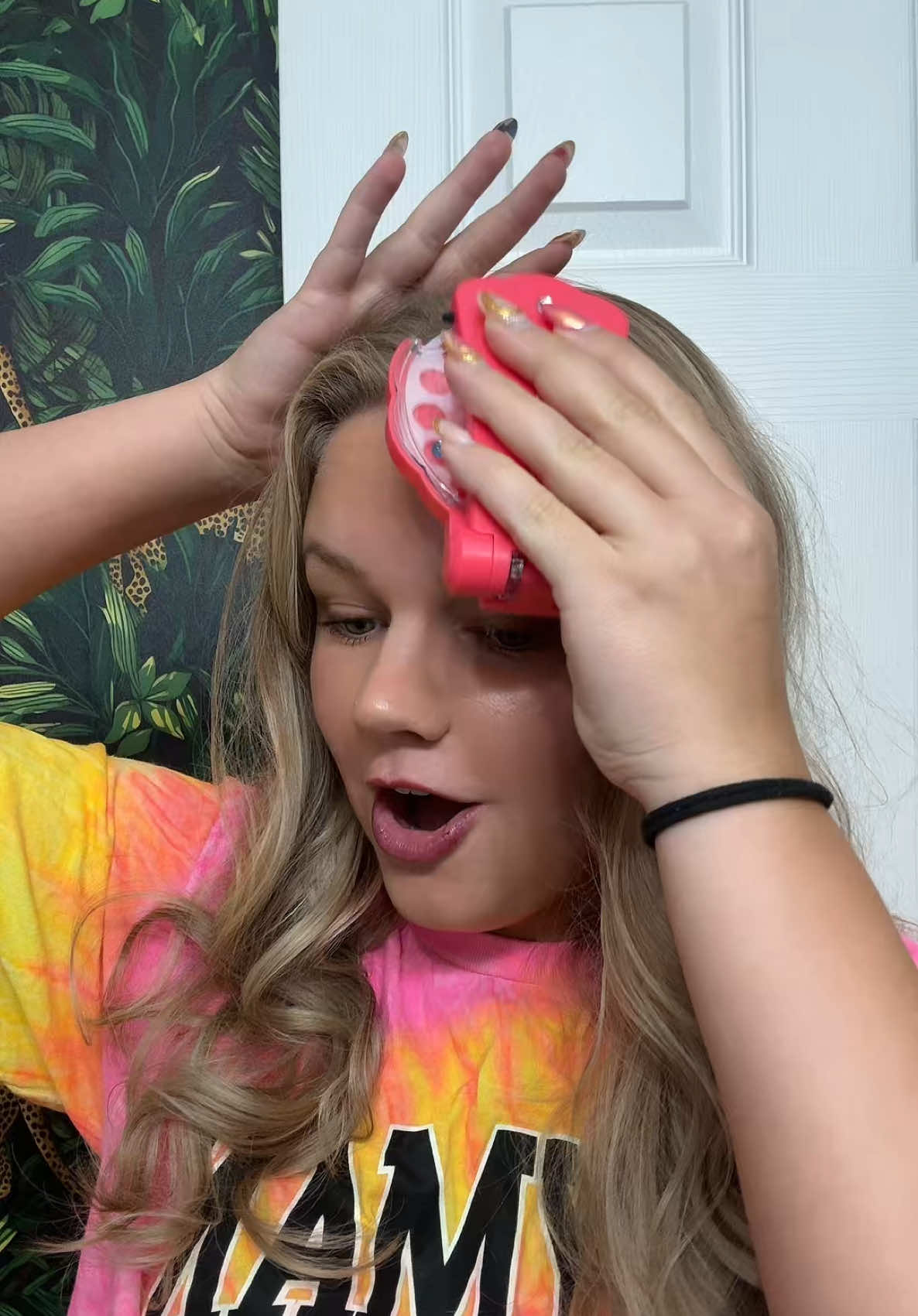 gift ideas for little girls!!! hair bling is perfecttt 😍 #hairbling #giftideas #christmasgiftideas #christmas #girlmom 