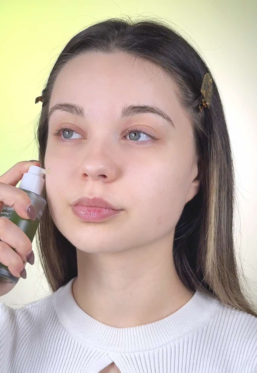 Je suis fan de ce produit @celimax.global qui a clairement changé la texture de ma peau. 😍 Il sent bon, il hydrate et lisse le grain de peau un BANGER ! Produits offerts sans obligation de posts #ugc #ugccreator #ugcfrance #serum #skincare 