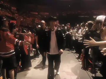 一点阳光怎能盛夏,一点奇爱怎能留住一个 人! 