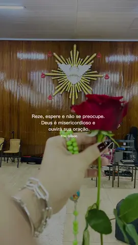 “Confie em Deus, mesmo quando o caminho parecer escuro. Ele já preparou algo lindo onde hoje você só vê incerteza. Nada foge do controle d’Ele.”#deus_no_controle #pazeamor #jesuscristo 