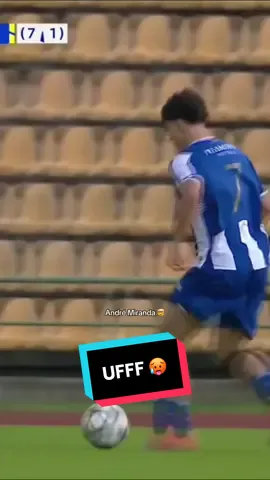 What a goal @mikas 🥵 #FCPorto #TikTokDesporto 