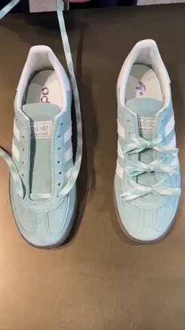 Lưu ngay cách thắt dây giày này lại nha #hoangngansneaker #sneakers #adidas 