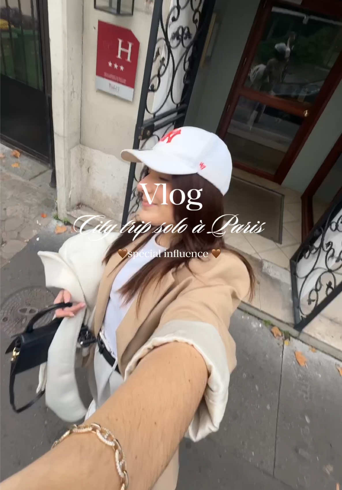 Vlog | jour 1 Un week end solo moi et ma caméra dans ma ville préféré qu’est Paris 🇫🇷🥐 #paris #parisvlog #journeeinfluence #parisian #contentcreator 