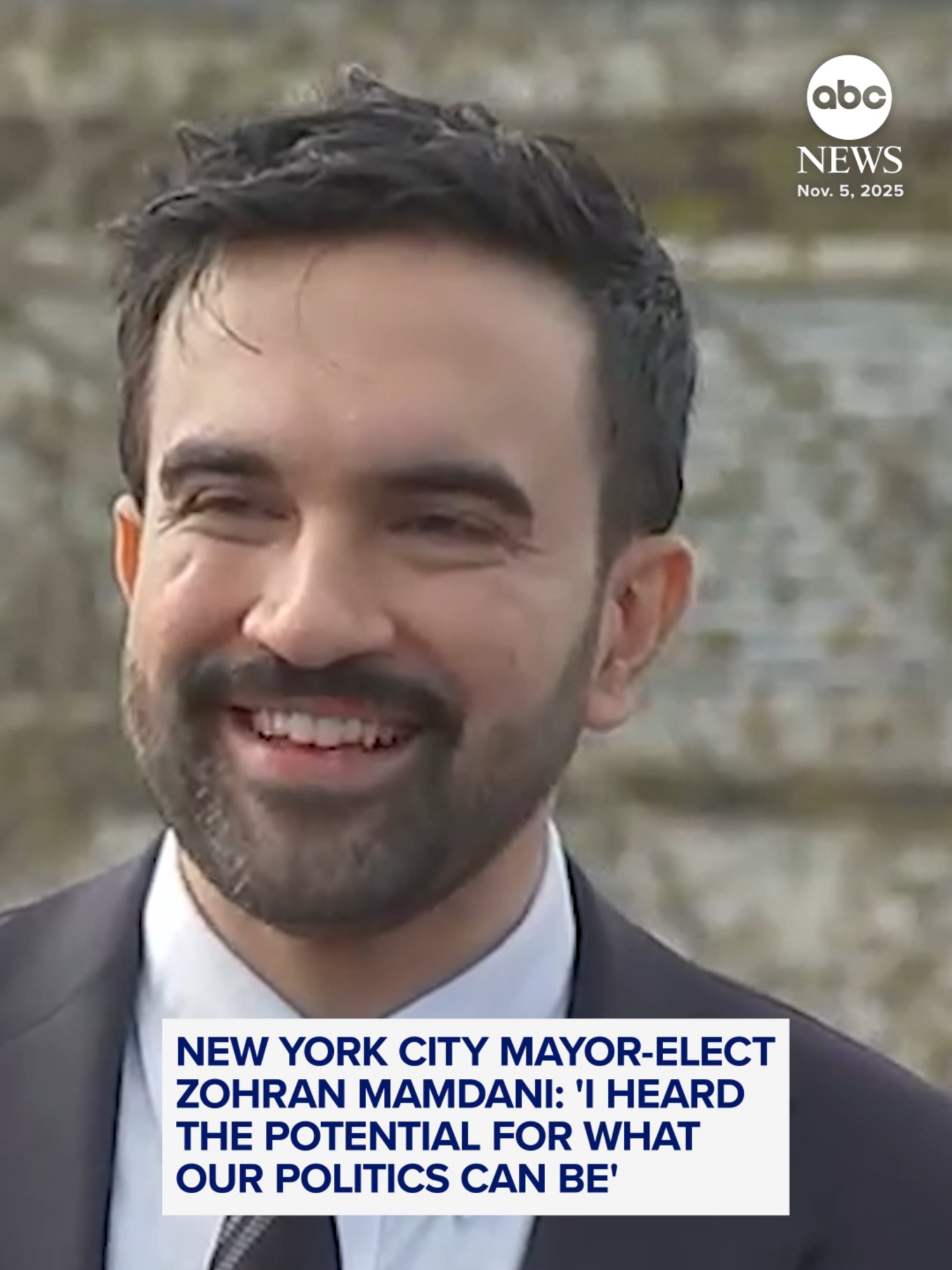Listening to the cheers of New Yorkers after leaving the venue of his victory speech last night, NYC Mayor-elect Zohran Mamdani 