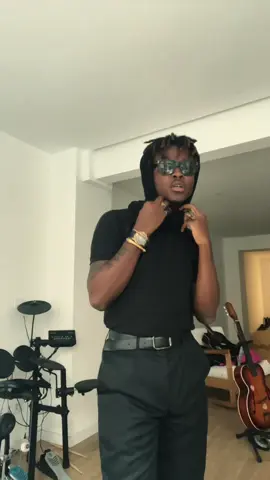 GOMELEFIMAN  @ICONIC  @Marc Sakre 😏