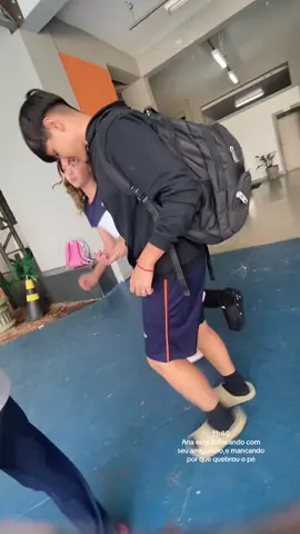 Oqueaanaestafazendo??#oqueaanaestafazendo #anaestamachucada 