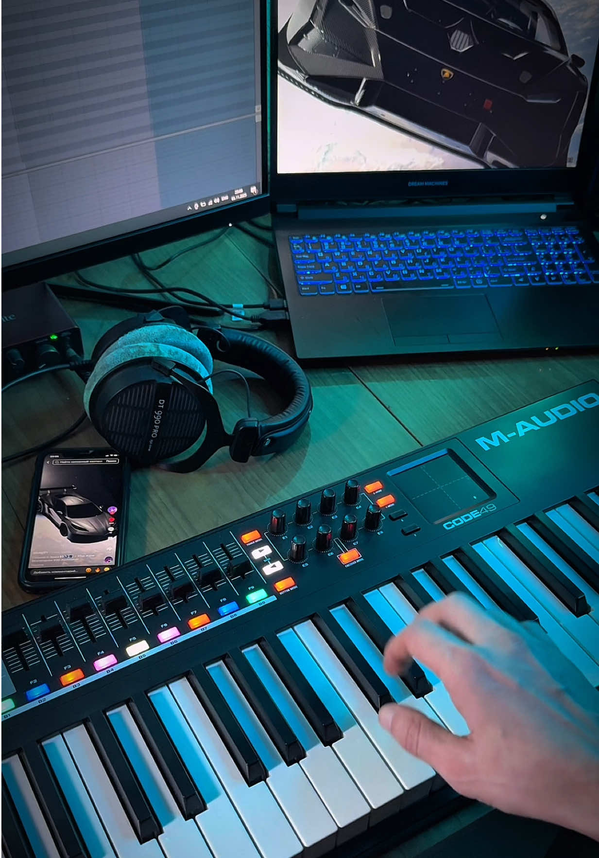 Верните тренд “Car in space” под этот звук 😌🎧 Song: R. Bou - Astral Drift | 07.11 ❤️‍🔥 #phonk_music #brazilianfunk #udiennx #brazilianphonk #фонк 