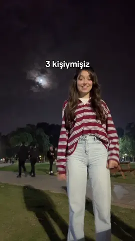 Arkadaki kız bul bizi               #fyp #fypage #dans #kesfett #foryou 