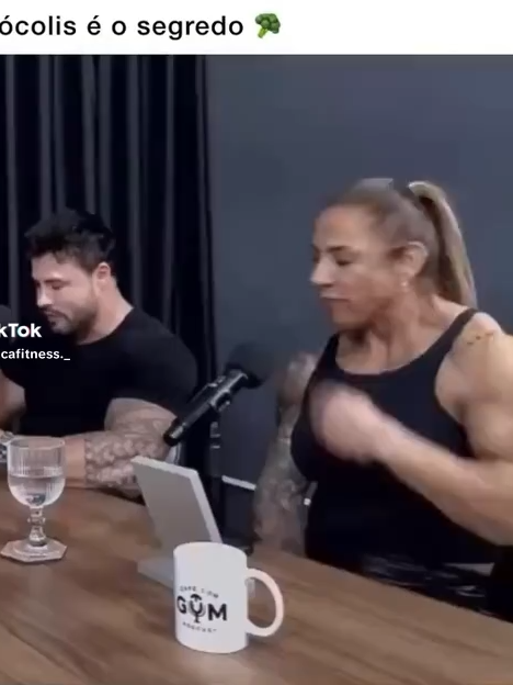 #kkkkkkkkkkkkkkk #memesbrasil #shitpostbrasil #zueiraehumor #viralvideos #humornegro #memesbr #memetiktok #foryoupage #videosaleatórios #virarizou