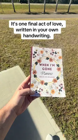 One day, the people you love will have to face the hardest day of their lives — losing you. 💔 This When I’m Gone Planner gives them clarity when they’ll need it most — no guessing, no chaos, just peace and preparation. It includes space for your final wishes, passwords, accounts, important documents, and letters for your loved ones — all in one place.