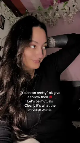 Hi there 💋 let’s be mutuals  #fypシ #wlw #wuhluhwuh #lgbtq #mutuals 