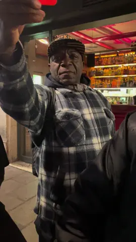 Una normale serata a ferrara con il sindaco Soootooo la dociaaa #ferrara #sindaco 