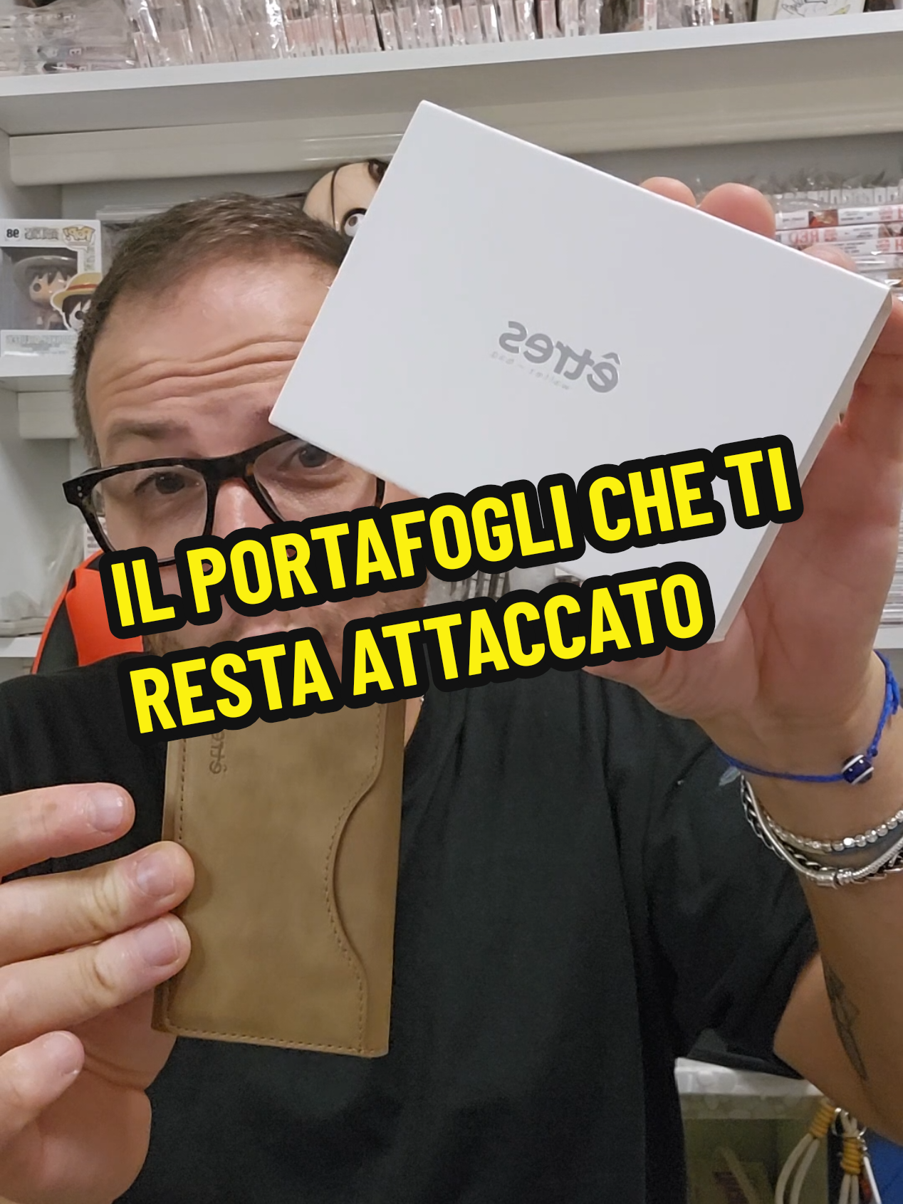 Il portafogli che ti resta attaccato #portafogli #soldi #magsafe #blackfriday 