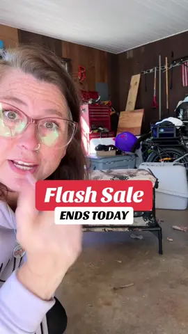 This heated cat house is a must have for outdoor cats but run because stock is super low. #cathouse #heatedcathouse #catloversclub #catloversoftiktok #tiktokshopcreatorpicks 