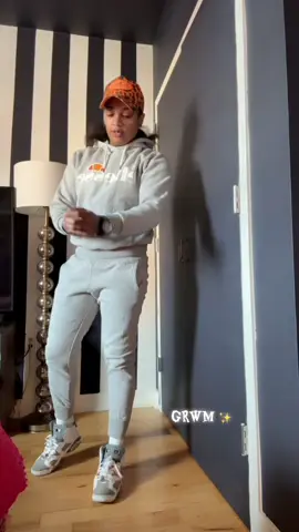 G R W M ✨ #poohxmama #studsoftiktok🌈 #ootd #grwm 