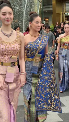 @เอินเอินนะงับ🥹 คนสวย✨ #EarnEarnxICONSIAM #earnearnfatima #เอินเอินฟาติมา #earnmuien #earnearn