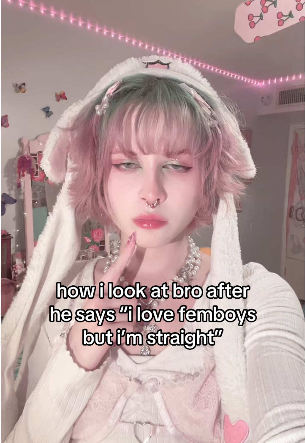 i gaurantee you aren’t as straight as you think you are #femboy #fyp #femboyfriday #femboytiktok #fypシ 