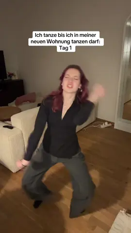 Ich tanze bis ich in meiner neuen Wohnung tanzen darf: Tag 1 🪩 #countdown #wlw