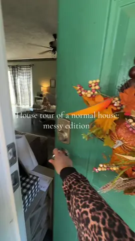 Just keeping it real ❤️  #familyoffour #housetour #normalhouse #smallhouse #mobilehome 