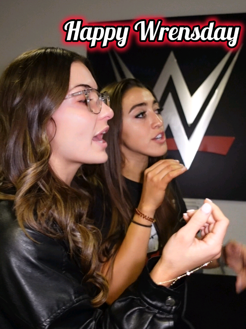 Happy Wrensday ✌🏼 . . #WrenQCC #WreNXT #NXT #WWE #Wrensday @kendalgrey_wwe @A V A 