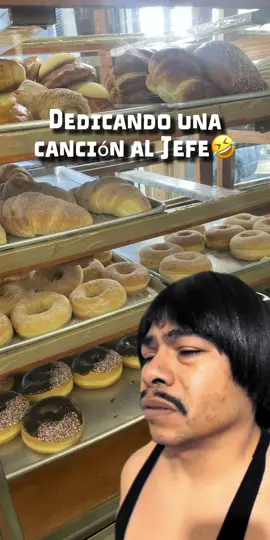 Na yo quiero trabajar 🤣😜#panaderosmexicanos #paratii #chaparrochuacheneger #CapCut 