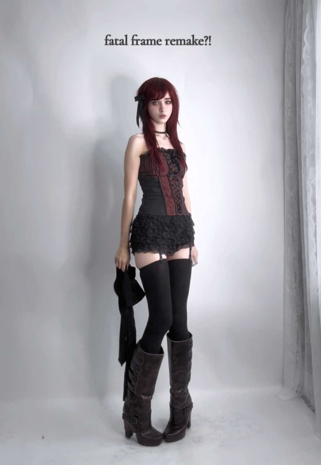 Can you tell I couldn’t find my flashlight, oh well a camera works #fatalframe #horrorprotagonist #cosplayer #fashion #morute 