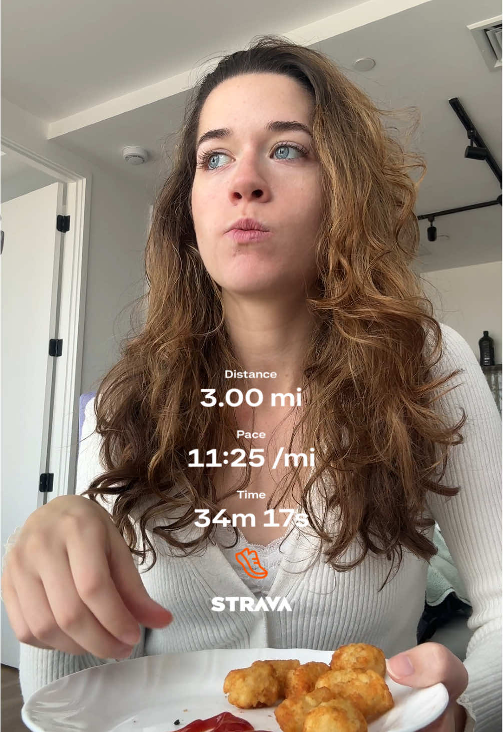 I guess we’re all in the same boat huh? I have run the NYC Marathon before as a slow runner and would love to do it again but get a halfway decent time. This was me all outing my run and it took almost 40 mins 😭 We’ve all gotta start somewhere I’m trying to get back into running with the “Return to Running” program on @Runna we’ll see how it goes. If you wanna try them out and use my code FAITHAYYYY you can get 2 weeks free :) sorry for the shameless plug #runner #runnergirl #Running 