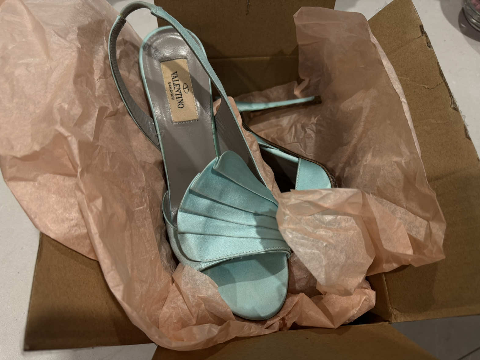 I fear I may get delusions of grandeur depending on the severity of the fit #outfitideas #OOTD #styleinspo #feminineenergy #femalegaze 