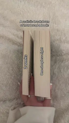 There’s no in between📚🤍 #reader #readingslump #relatable? #readersoftiktok #bookish 