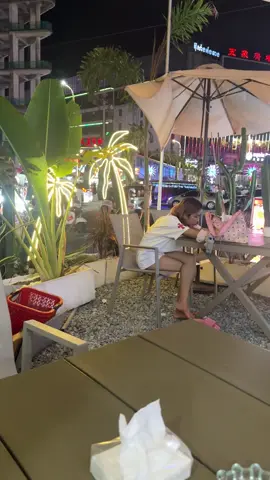 偶遇的有木有#奶茶杯 