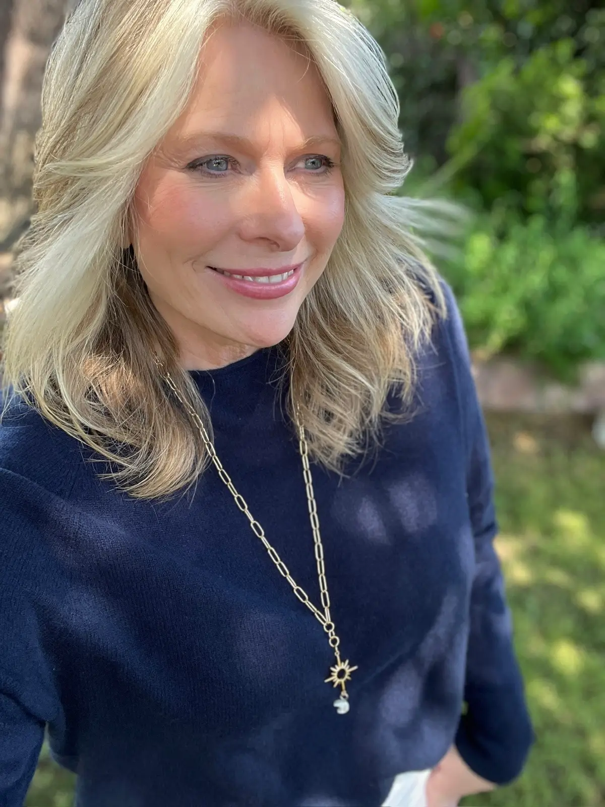 The weather is finally cooling in SoCal so I’m taking the opportunity to throw on my beautiful cashmere @Quince Shop sweater and white jeans. Living my best cooler weather life today!  Comment below or DM me if you’d like a discount code! 💙 🎨 Color palette: 🤍💙🤎 👗 Style inspiration: Classic  🧥 Layering techniques: This looks amazing with my Quince leather jacket.  🛍️ Where to buy: Quince ✨ Styling tips: Add lots of fun jewelry to add sparkle