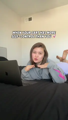 When that skincare product is calling your name… you get it @OhBeauty #ohbeautyglowupchallenge #ohbeauty #ohbeautyinc #skincare #shopping 