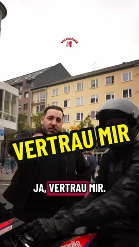 🚗💨 Wir haben wieder die Straße gefragt! Direkt vor Volksdöner Koblenz  echte Meinungen, echte Stimmen, echtes Volk. Ob im Auto, auf dem Motorrad oder kurz im Vorbeifahren – jeder hat was zu sagen! Die Antwort? 👉 „Klar komm ich wieder Volksdöner Koblenz und Mayen ist Nummer eins!“ 🎤 Deine Meinung zählt auch also wer will das nächste Mal ins Interview? 😎 Volksdöner📍  Friedrich-Ebert-Ring 60  56068 Koblenz Öffnungszeiten:  Montag   	11:30 – 22:30  Dienstag 	11:30 – 22:30  Mittwoch 	11:30 – 22:30  Donnerstag 	11:30 – 22:30  Freitag 	11:30 – 00:00  Samstag 	11:30 – 00:00  Sonntag 	11:30 – 22:30 #essen#fyp#koblenz#viral#volksdöner